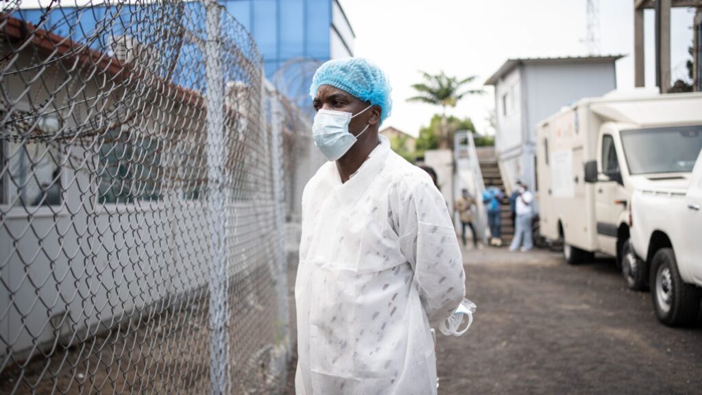 Trump Administration Reportedly Blocked Ebola-Exposed Americans From Returning to US