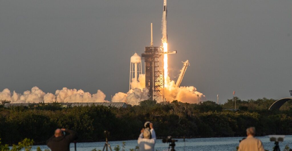 commercial space race