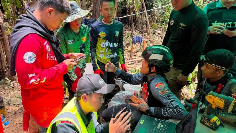 Laos cave rescue