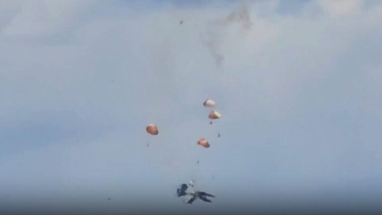 EA-18G Growler collision