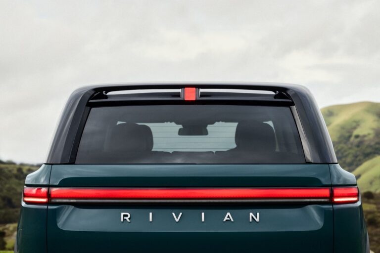 Rivian R2 delivery date