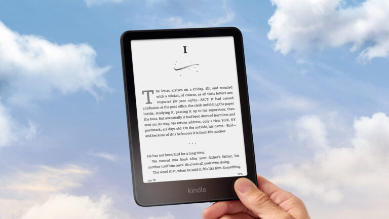 Kindle Paperwhite vs Kindle