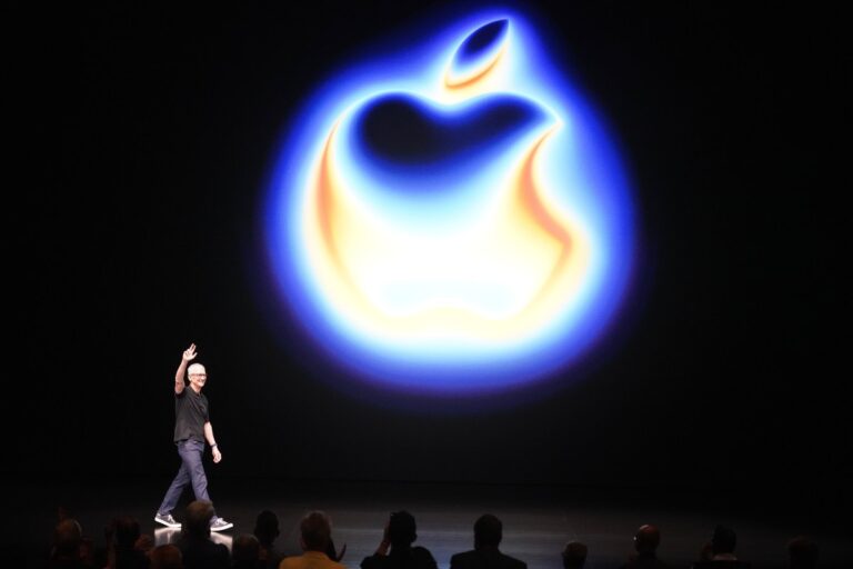 Apple Warns of ‘Unavoidable’ Price Hikes as AI-Driven Memory Shortages Hit Hardware Costs