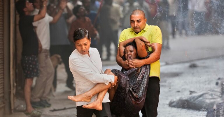Delhi hotel fire