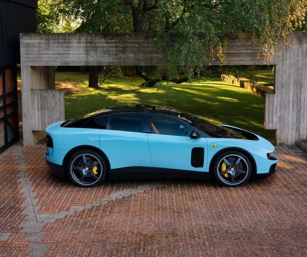 Ferrari Luce