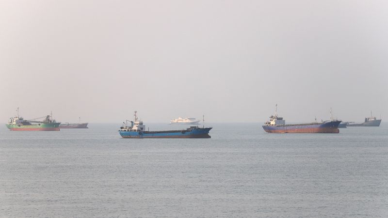 Strait of Hormuz traffic