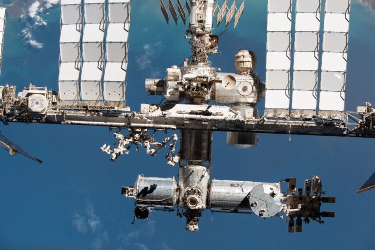 ISS service module leak