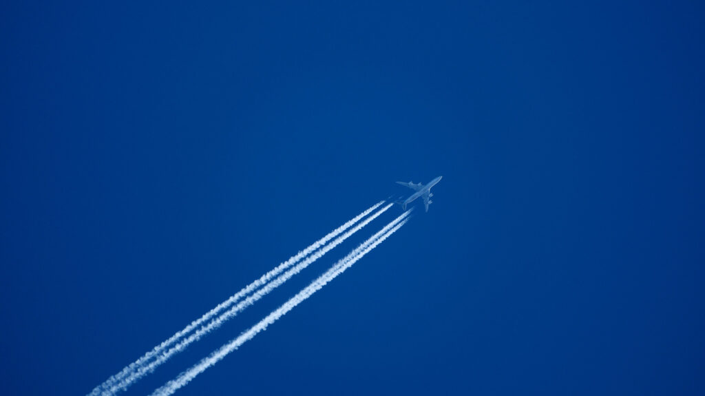 contrails
